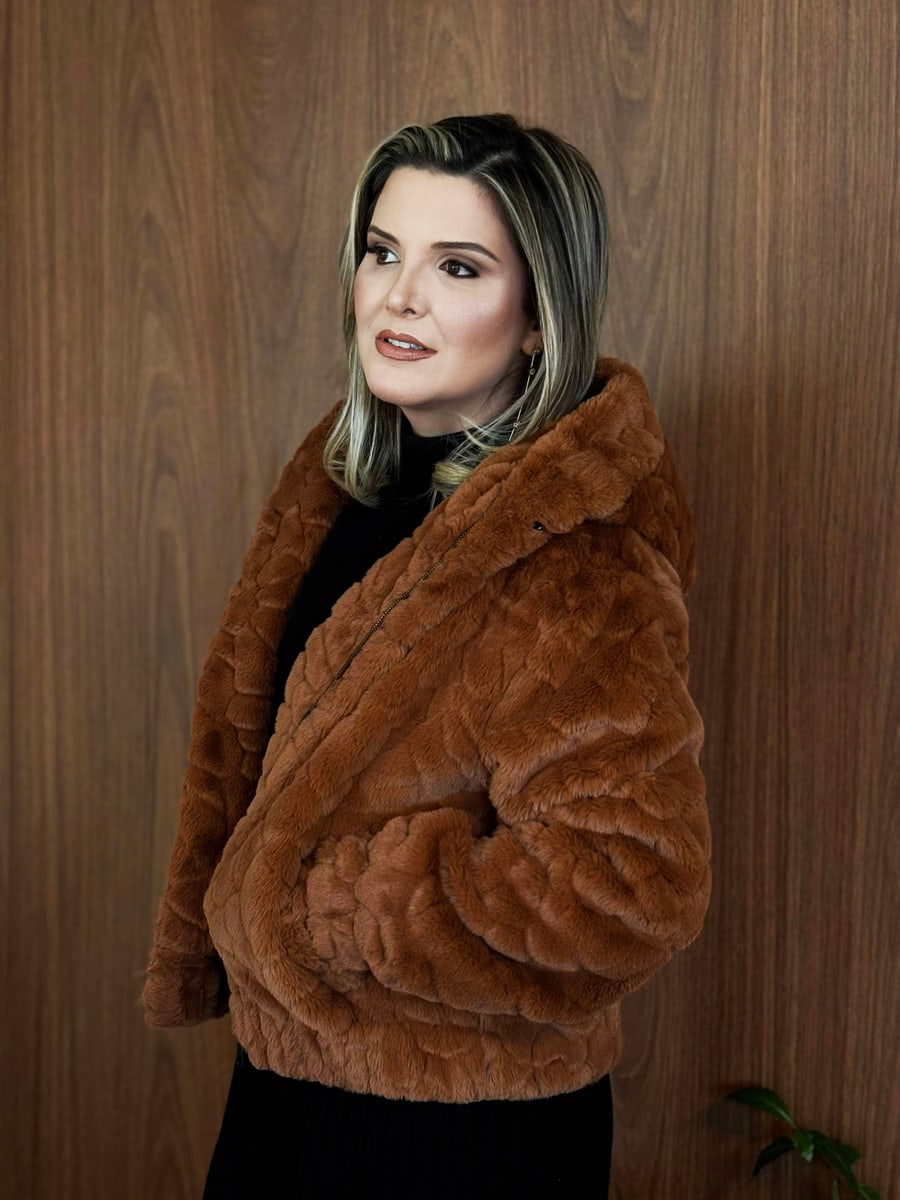 Nicole Venturin Padilha, criadora do canal PomBo de Vista